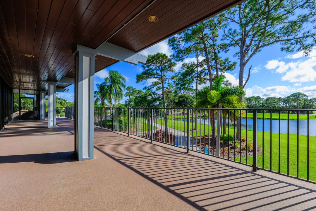 For Sale: $634,900 (3 beds, 3 baths, 2320 Square Feet)