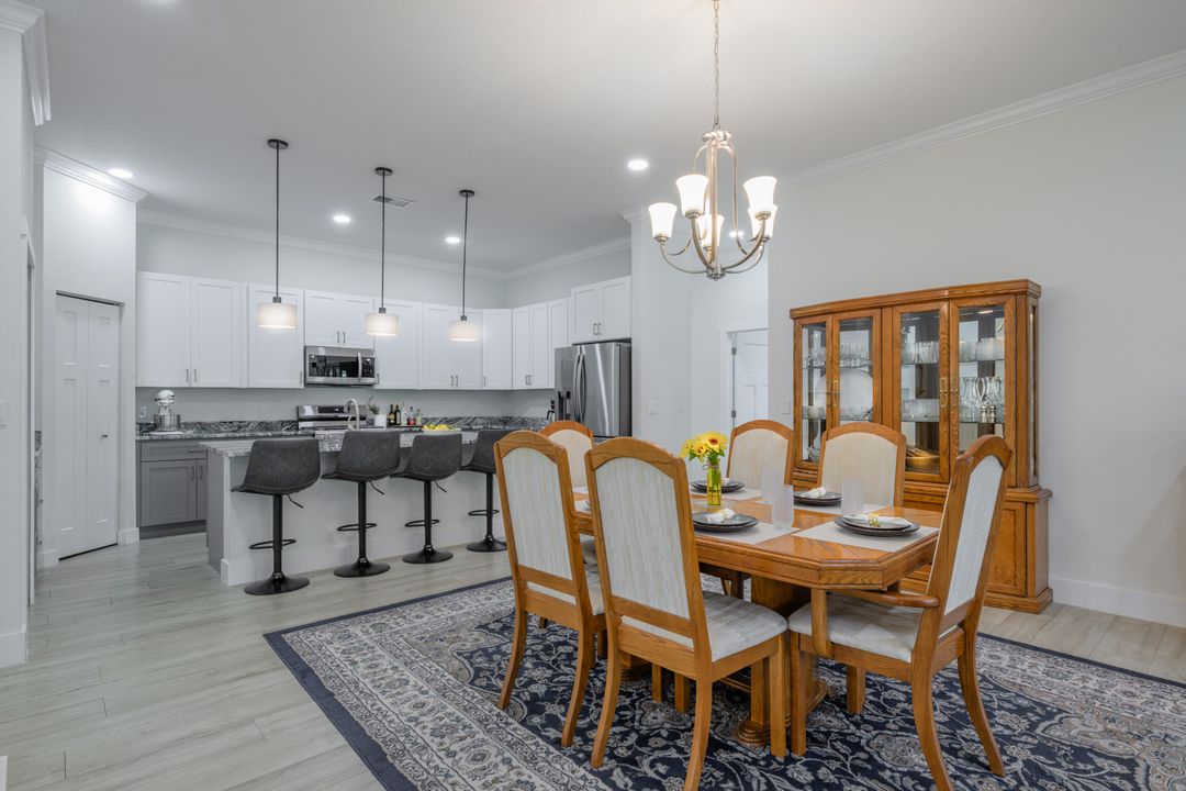 For Sale: $634,900 (3 beds, 3 baths, 2320 Square Feet)