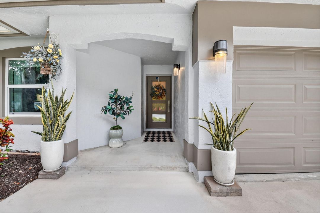 合同活跃: $695,000 (3 贝兹, 2 浴室, 1656 平方英尺)