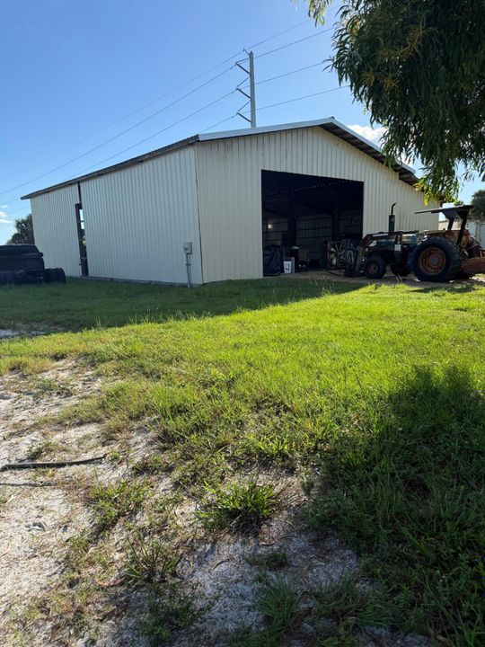 На продажу: $549,000 (3 спален, 1 ванн, 576 Квадратных фут)