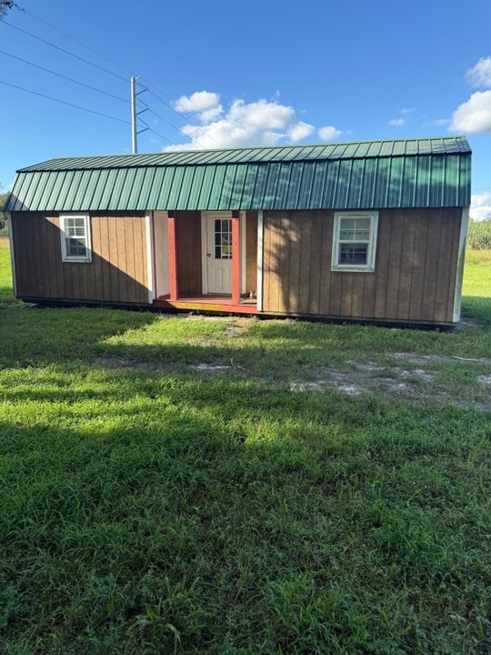 На продажу: $549,000 (3 спален, 1 ванн, 576 Квадратных фут)