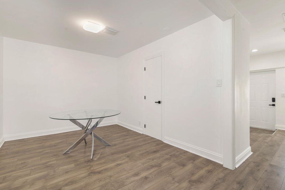 For Rent: $15,000 (5 beds, 5 baths, 3962 Square Feet)