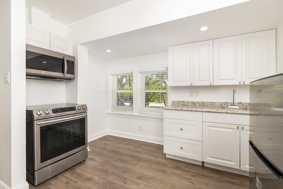 For Rent: $15,000 (5 beds, 5 baths, 3962 Square Feet)