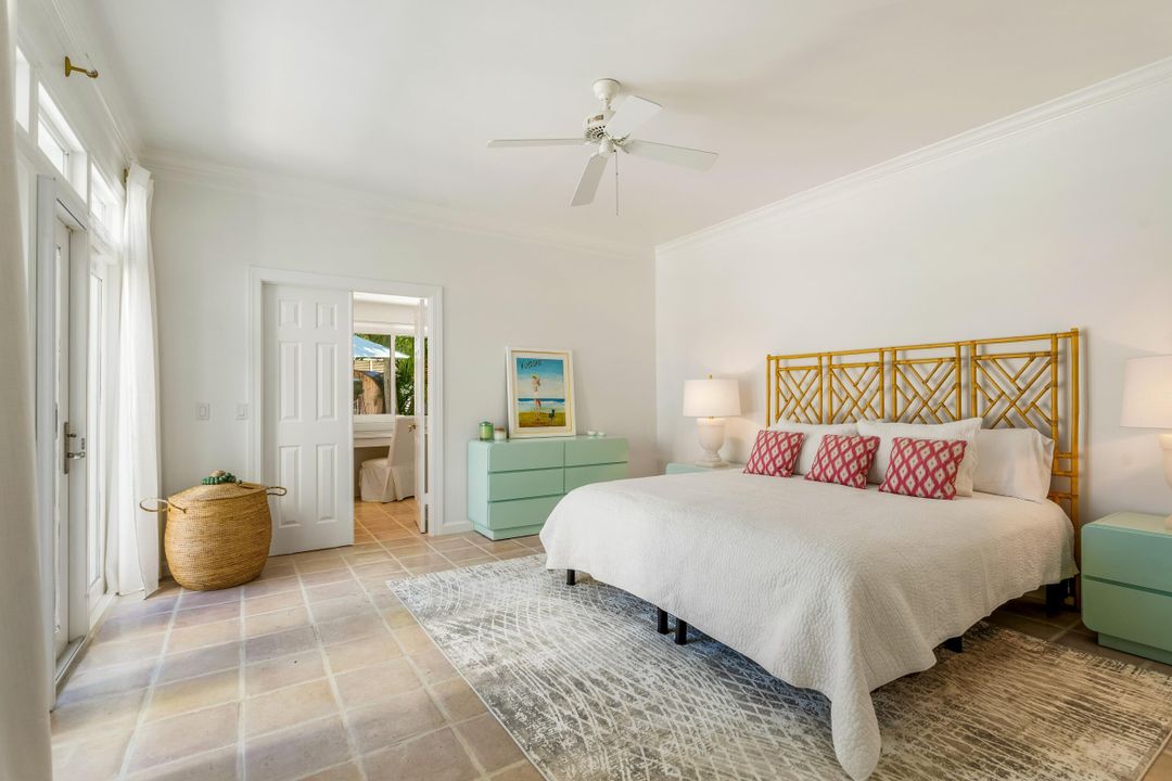 For Sale: $1,240,000 (2 beds, 2 baths, 1945 Square Feet)