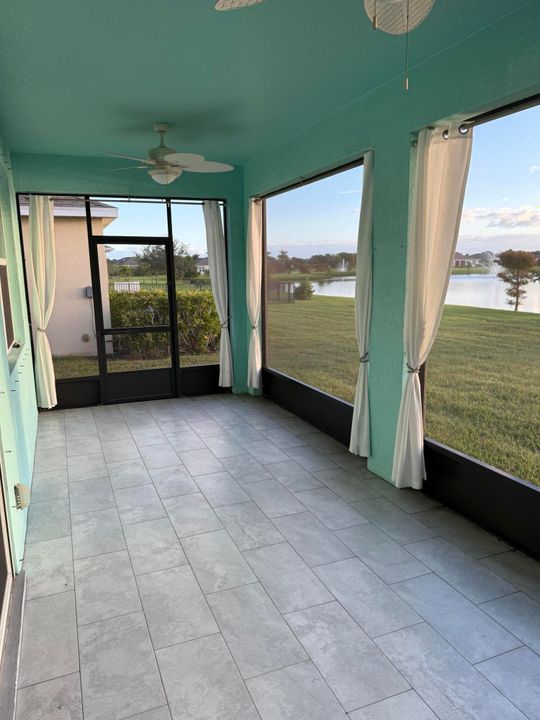 For Rent: $2,600 (4 beds, 2 baths, 2034 Square Feet)