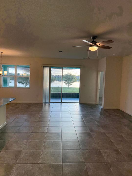 For Rent: $2,600 (4 beds, 2 baths, 2034 Square Feet)