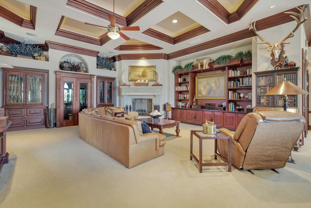 На продажу: $14,950,000 (5 спален, 5 ванн, 10437 Квадратных фут)