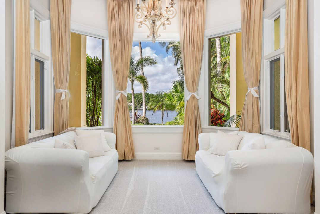 На продажу: $14,950,000 (5 спален, 5 ванн, 10437 Квадратных фут)