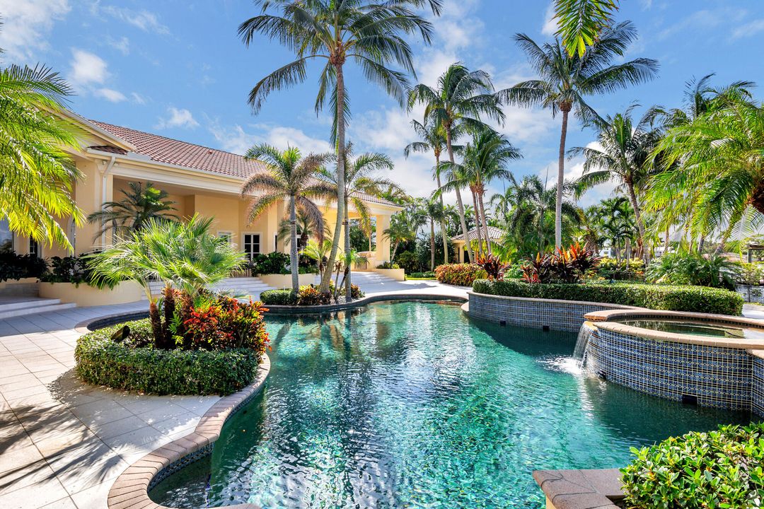 На продажу: $14,950,000 (5 спален, 5 ванн, 10437 Квадратных фут)