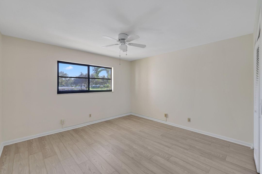 For Sale: $575,000 (2 beds, 2 baths, 1182 Square Feet)
