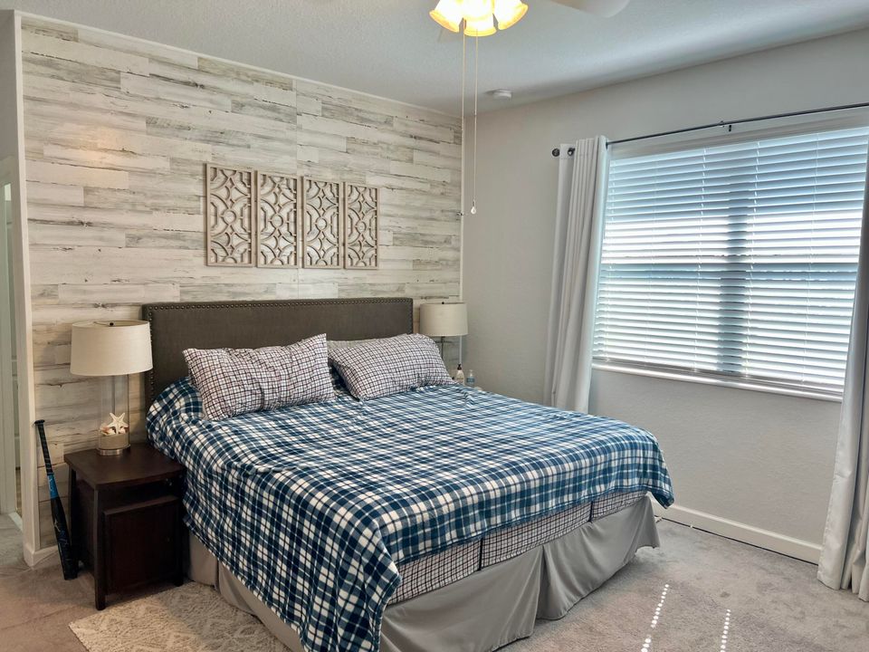 待售: $295,000 (3 贝兹, 2 浴室, 1685 平方英尺)