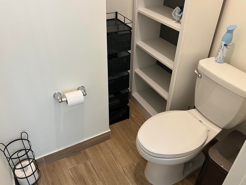 待售: $295,000 (3 贝兹, 2 浴室, 1685 平方英尺)