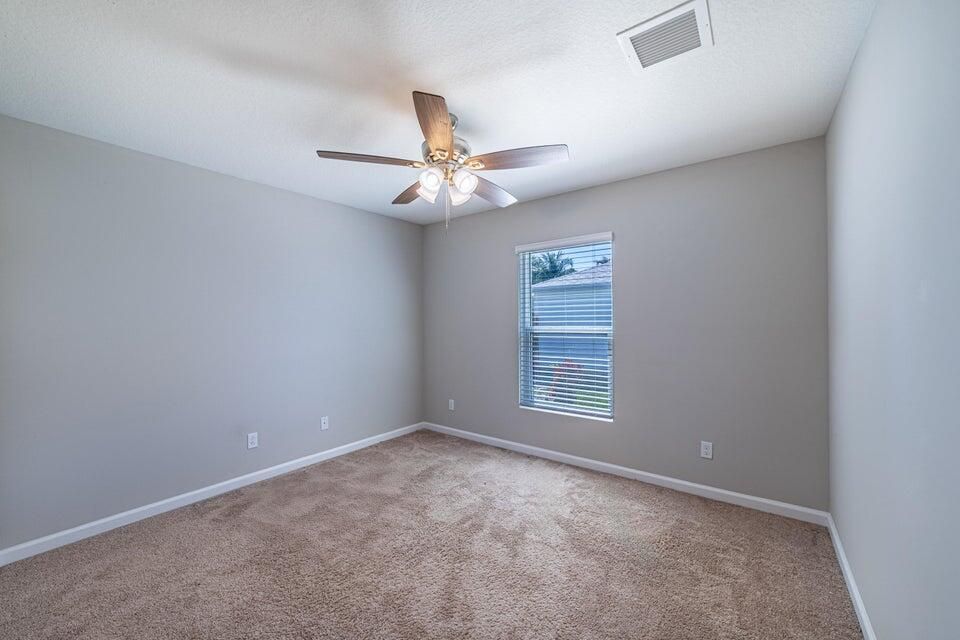 For Sale: $499,000 (4 beds, 2 baths, 1806 Square Feet)