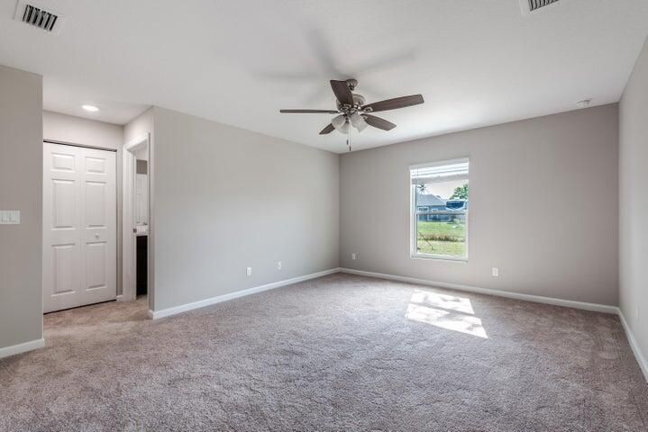 For Sale: $499,000 (4 beds, 2 baths, 1806 Square Feet)