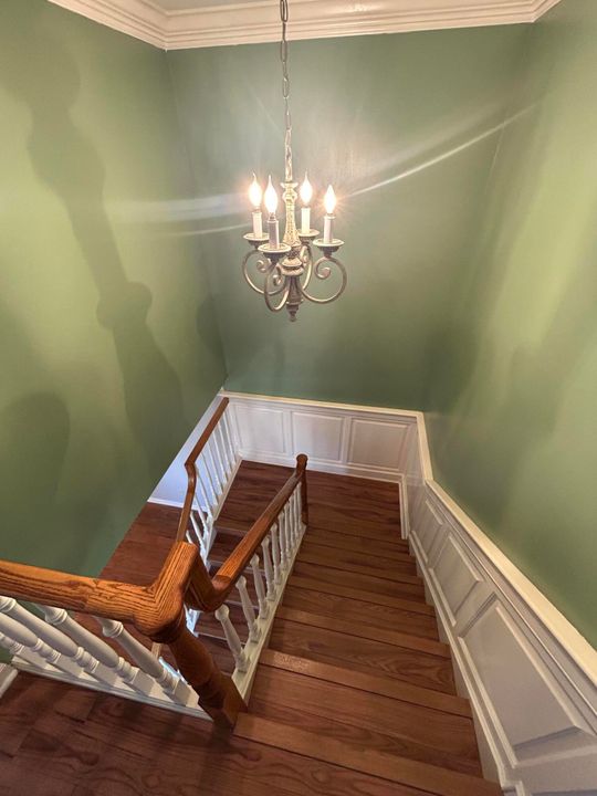 Active With Contract: $1,945 (2 beds, 2 baths, 1374 Square Feet)