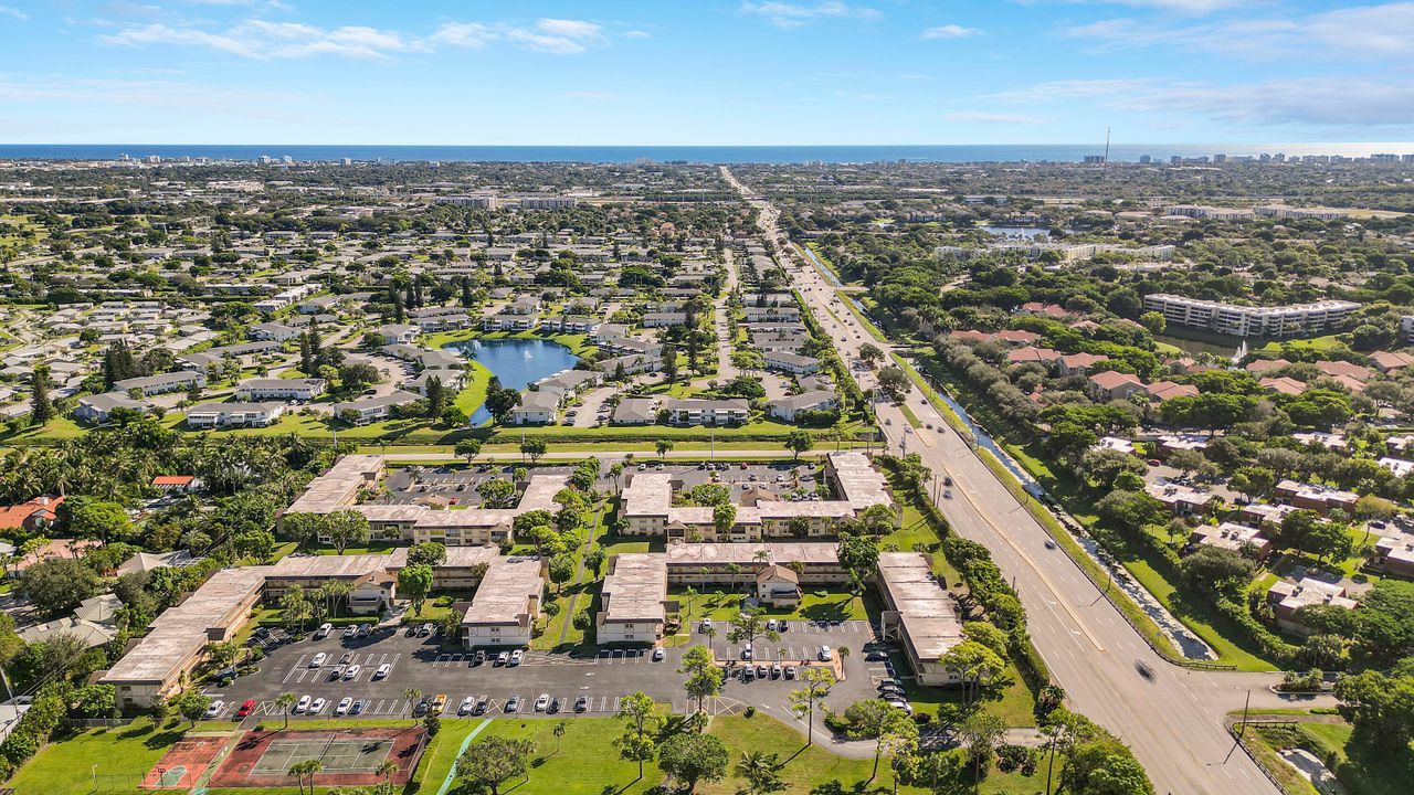 For Sale: $220,000 (2 beds, 2 baths, 1080 Square Feet)