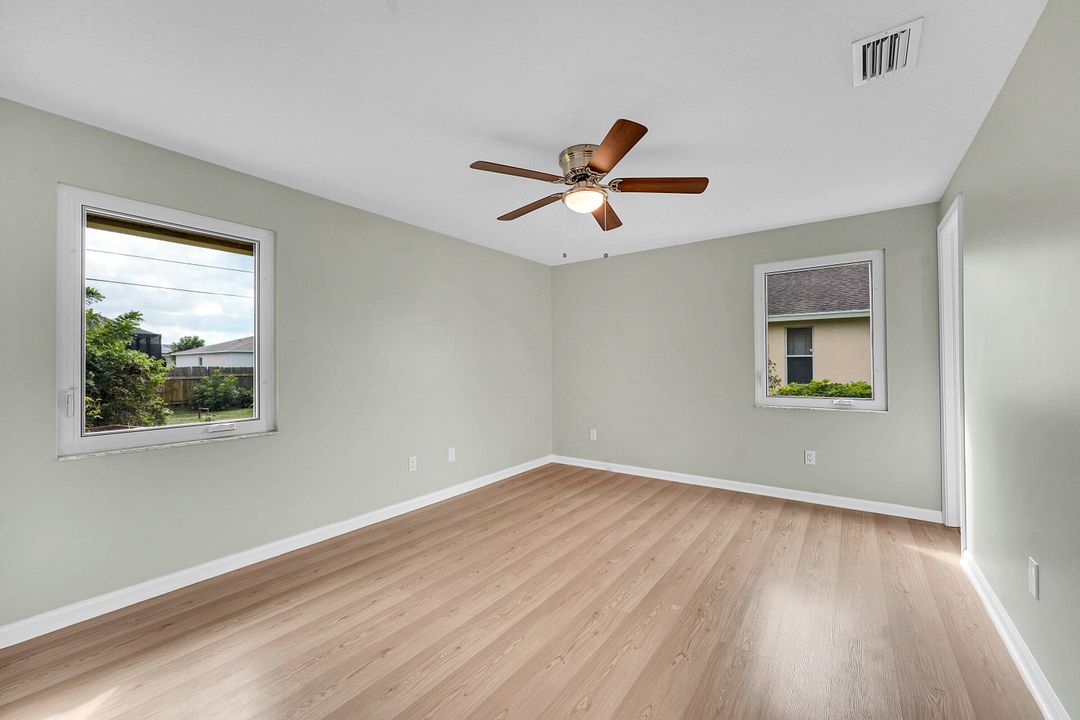 En Venta: $315,000 (3 camas, 2 baños, 1025 Pies cuadrados)