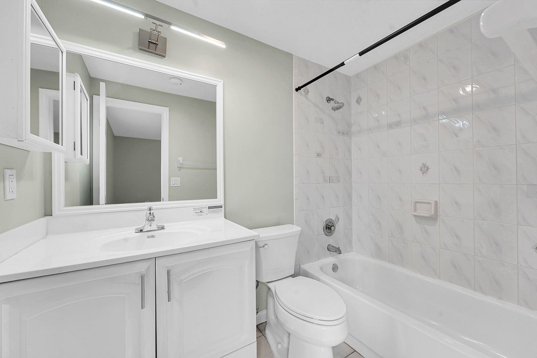 En Venta: $315,000 (3 camas, 2 baños, 1025 Pies cuadrados)