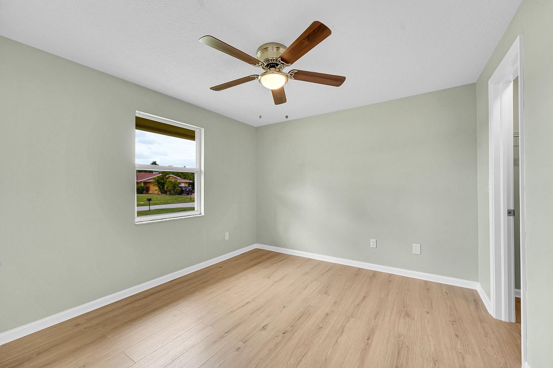 En Venta: $315,000 (3 camas, 2 baños, 1025 Pies cuadrados)