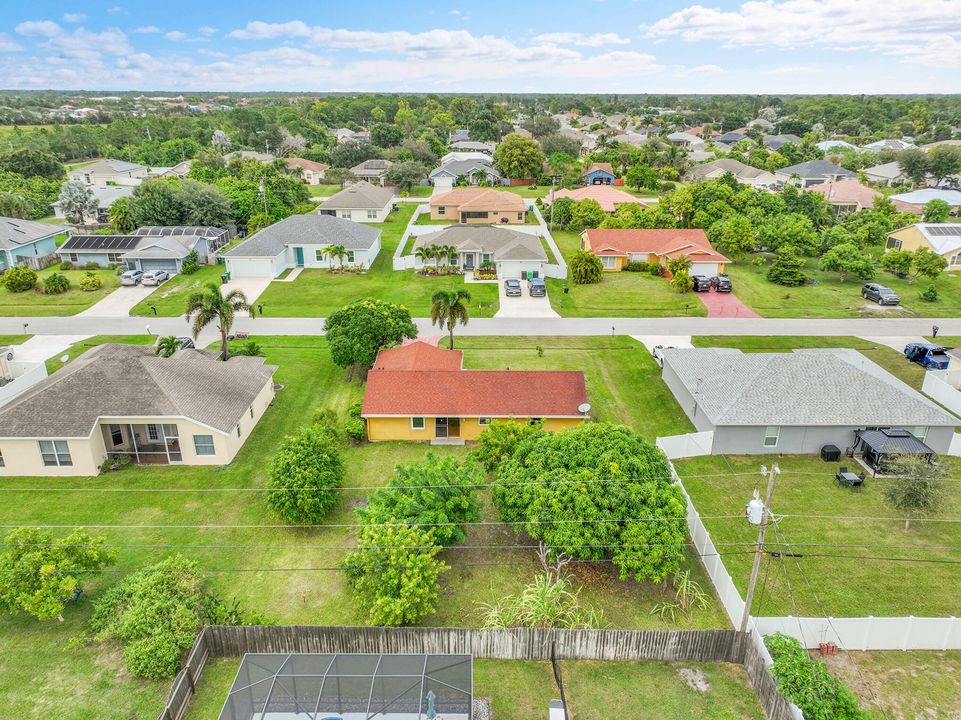 En Venta: $315,000 (3 camas, 2 baños, 1025 Pies cuadrados)