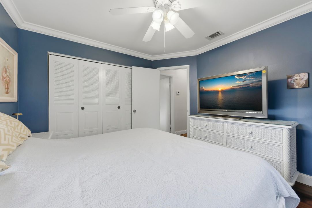 Activo con contrato: $429,000 (3 camas, 2 baños, 1118 Pies cuadrados)