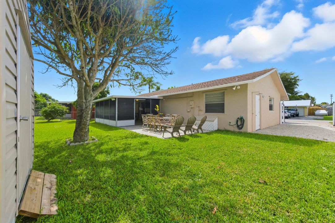 Activo con contrato: $429,000 (3 camas, 2 baños, 1118 Pies cuadrados)