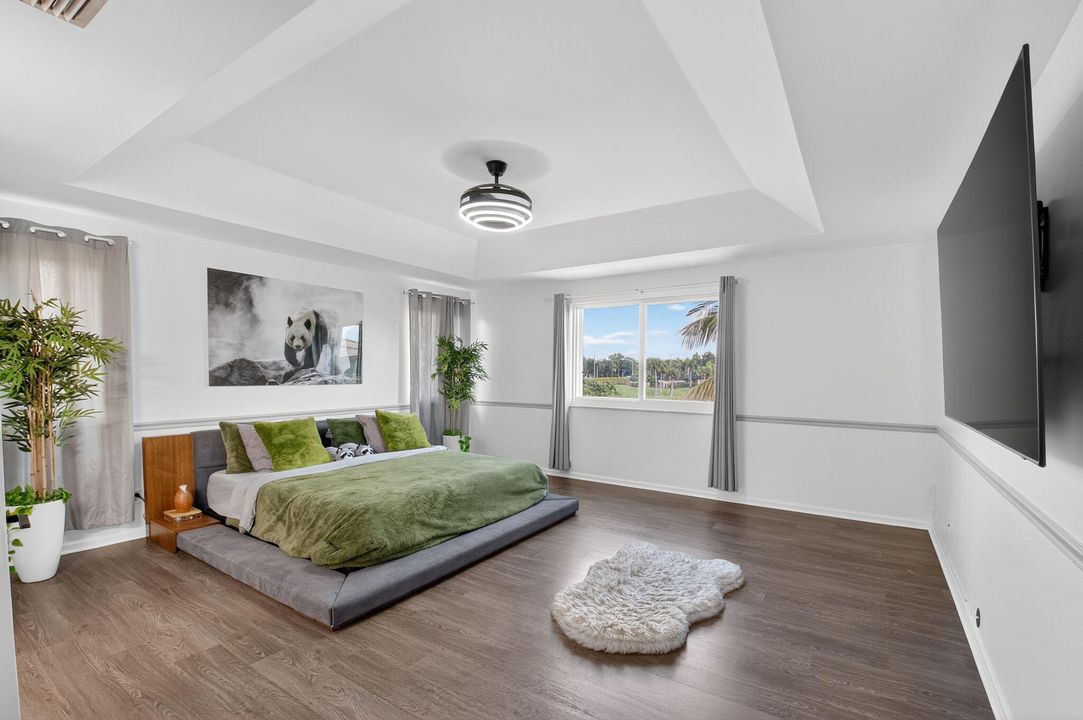 For Rent: $4,499 (4 beds, 2 baths, 2644 Square Feet)