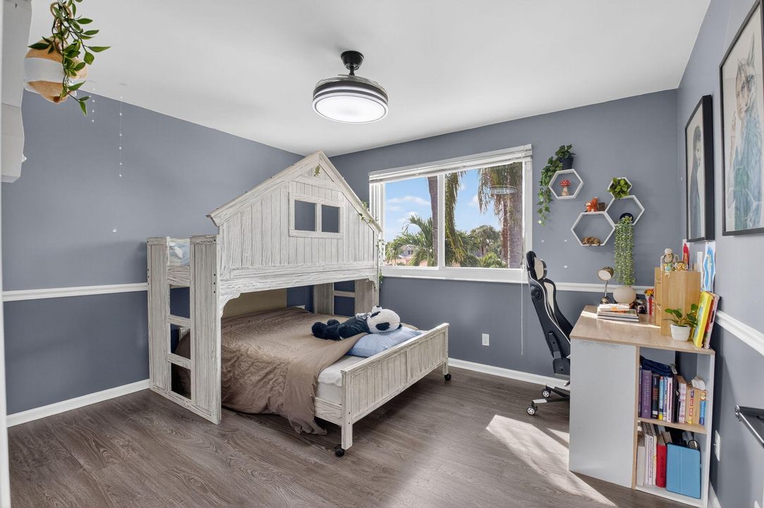 For Rent: $4,499 (4 beds, 2 baths, 2644 Square Feet)