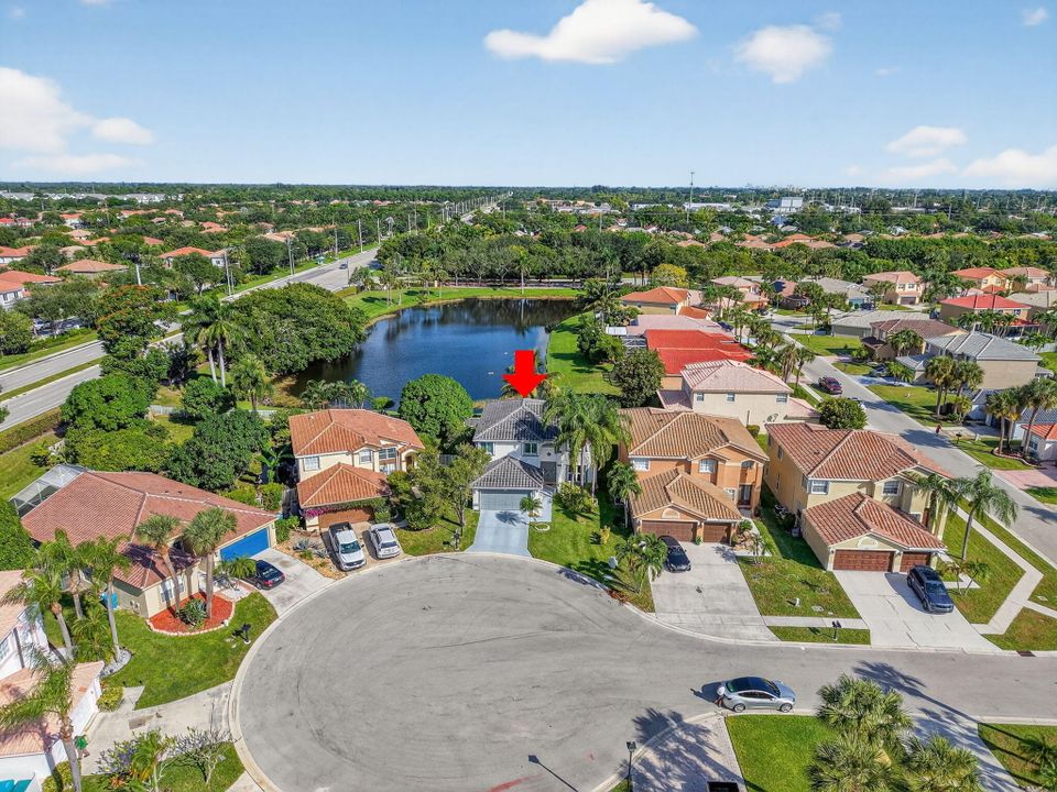 For Rent: $4,499 (4 beds, 2 baths, 2644 Square Feet)