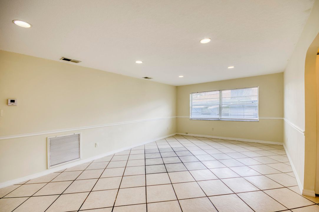 For Sale: $364,890 (3 beds, 2 baths, 2096 Square Feet)