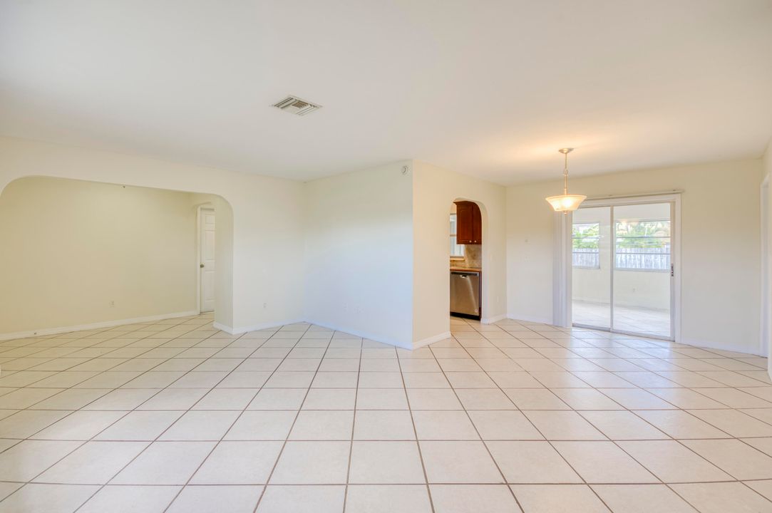 For Sale: $364,890 (3 beds, 2 baths, 2096 Square Feet)