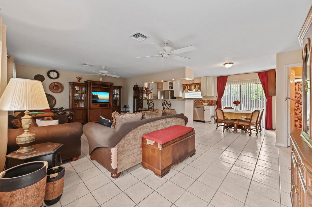 Active With Contract: $449,900 (3 beds, 2 baths, 1756 Square Feet)