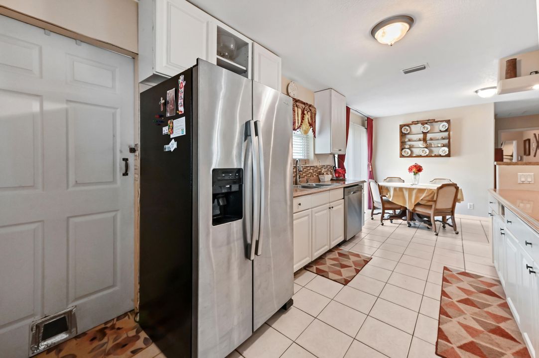 Active With Contract: $449,900 (3 beds, 2 baths, 1756 Square Feet)