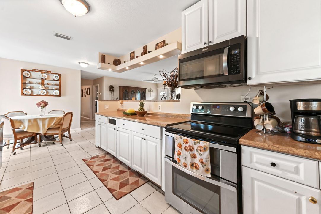Active With Contract: $449,900 (3 beds, 2 baths, 1756 Square Feet)