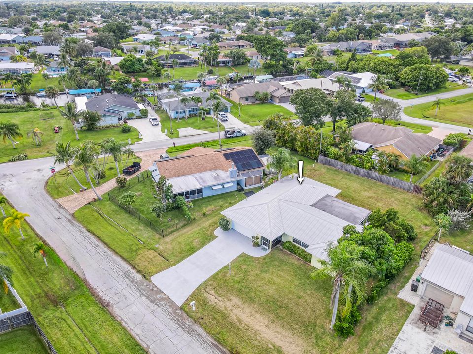 For Sale: $364,890 (3 beds, 2 baths, 2096 Square Feet)