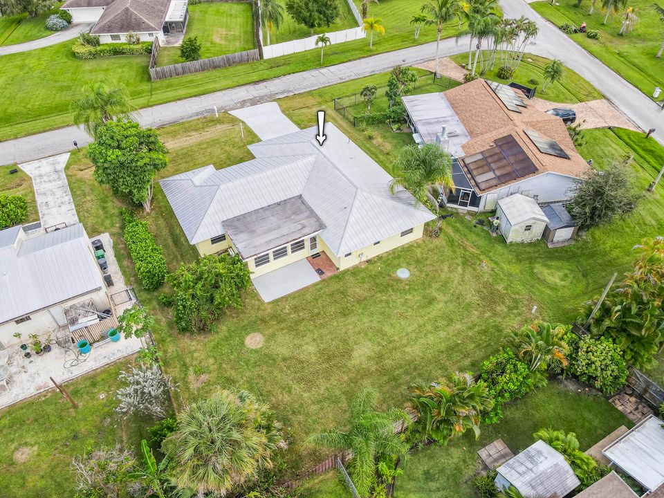 For Sale: $364,890 (3 beds, 2 baths, 2096 Square Feet)