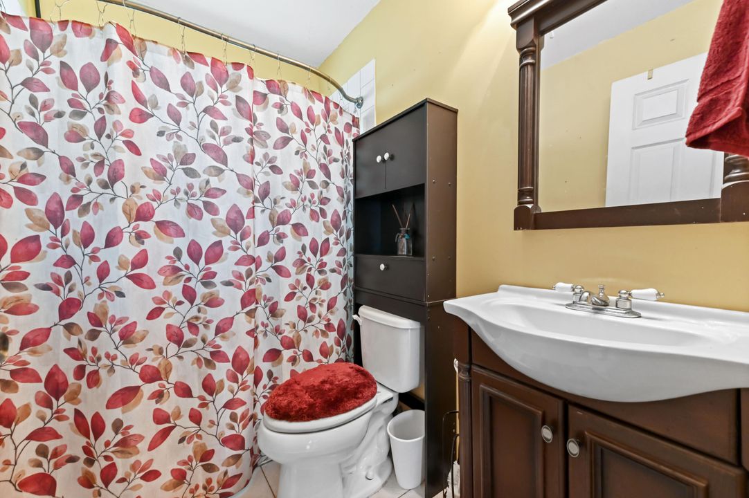 Active With Contract: $449,900 (3 beds, 2 baths, 1756 Square Feet)