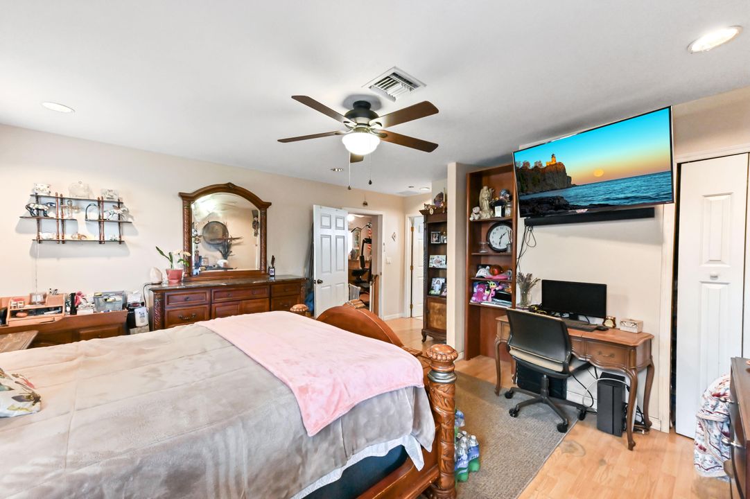 Active With Contract: $449,900 (3 beds, 2 baths, 1756 Square Feet)