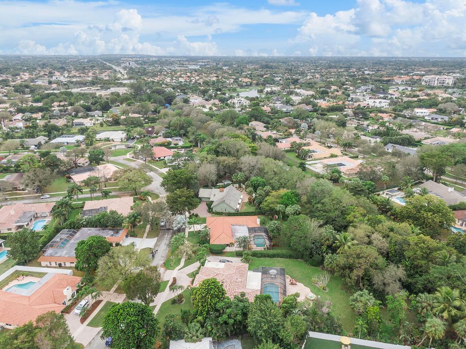 Active With Contract: $1,350,000 (4 beds, 4 baths, 2533 Square Feet)