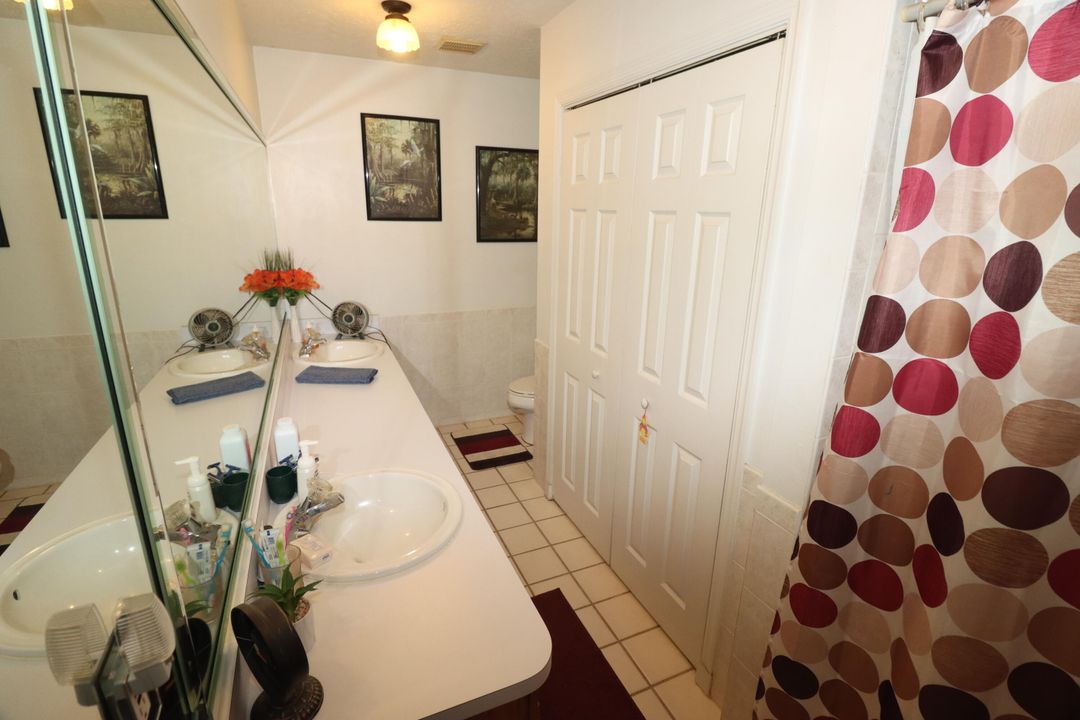 En Venta: $359,000 (2 camas, 2 baños, 1581 Pies cuadrados)