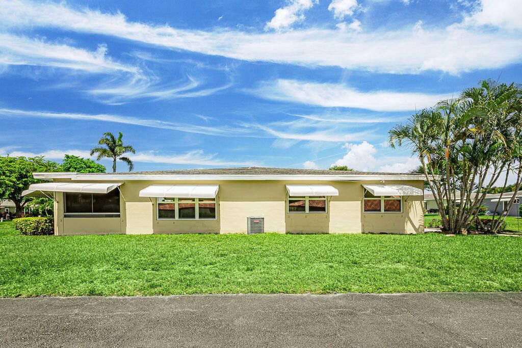 For Rent: $1,850 (2 beds, 2 baths, 1104 Square Feet)