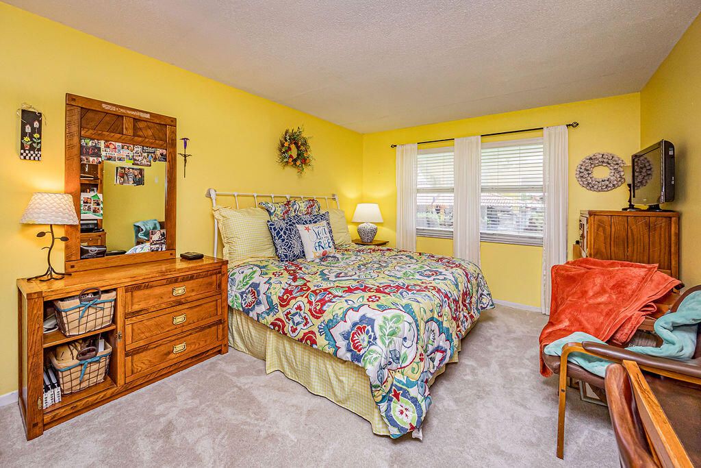 For Rent: $1,850 (2 beds, 2 baths, 1104 Square Feet)