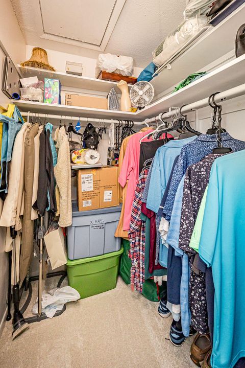 For Rent: $1,850 (2 beds, 2 baths, 1104 Square Feet)