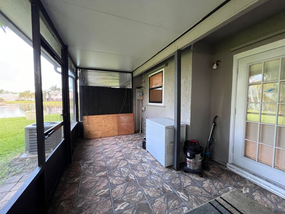 出租: $2,300 (3 贝兹, 2 浴室, 1206 平方英尺)