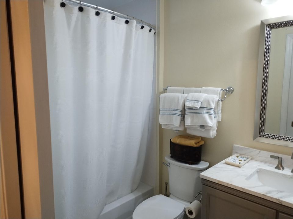 For Sale: $539,000 (2 beds, 2 baths, 2093 Square Feet)