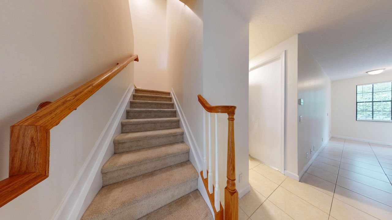 For Rent: $2,875 (3 beds, 2 baths, 1856 Square Feet)