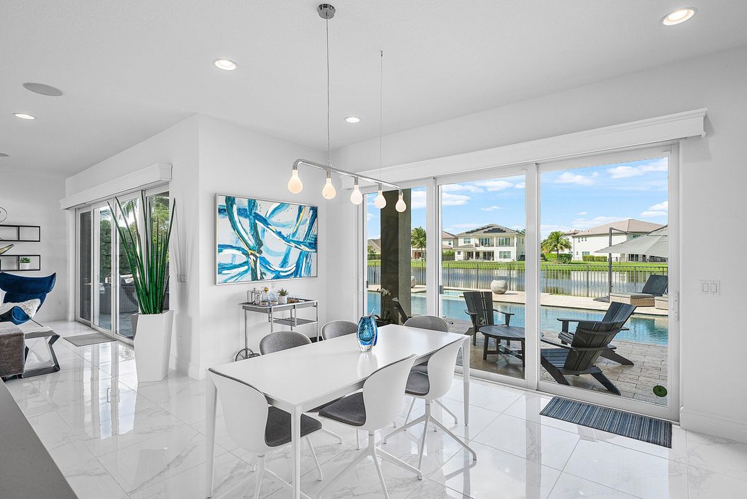 В аренду: $17,000 (5 спален, 5 ванн, 5757 Квадратных фут)