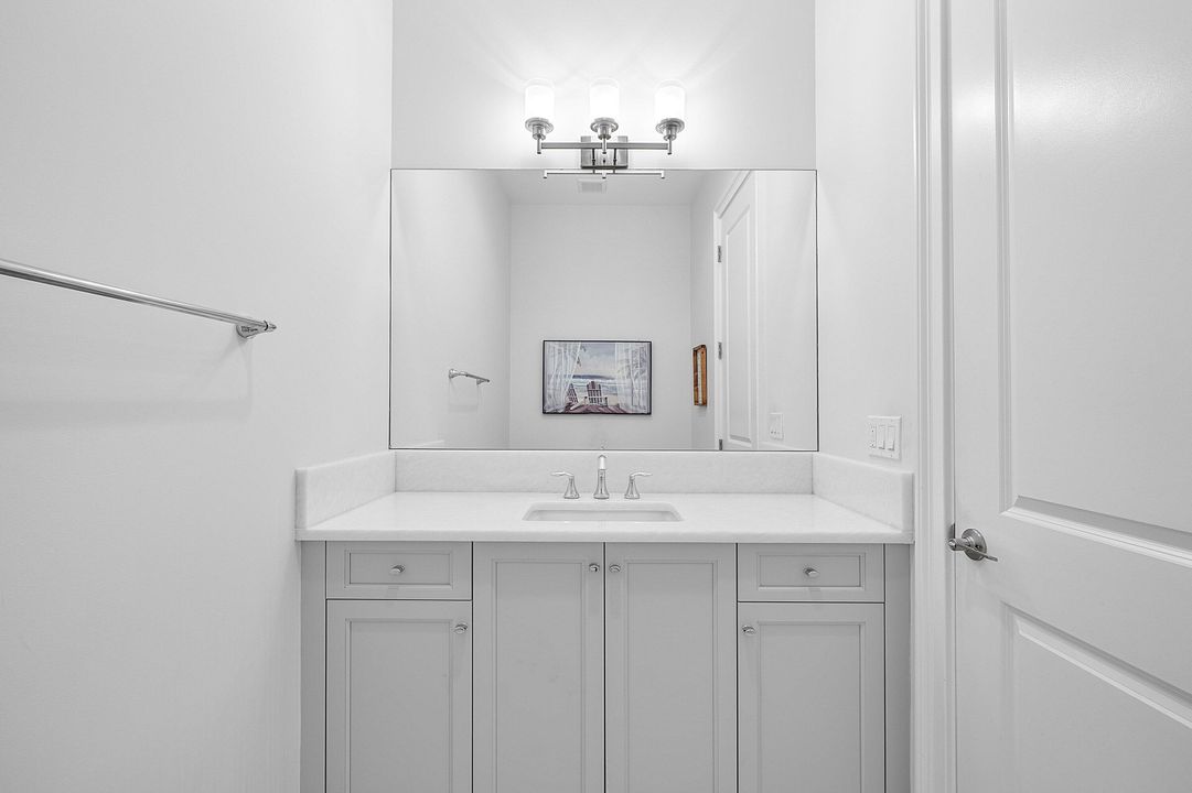 В аренду: $17,000 (5 спален, 5 ванн, 5757 Квадратных фут)