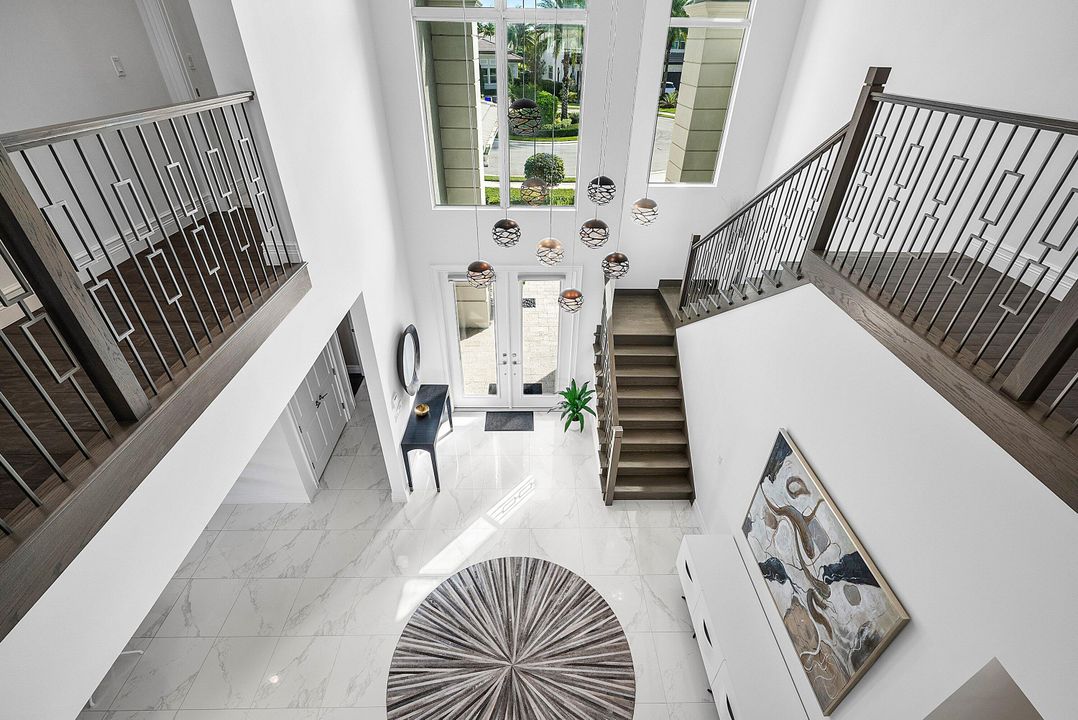 В аренду: $17,000 (5 спален, 5 ванн, 5757 Квадратных фут)