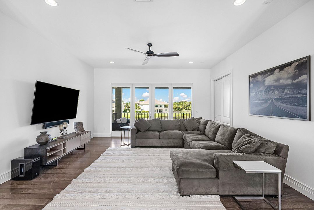 В аренду: $17,000 (5 спален, 5 ванн, 5757 Квадратных фут)